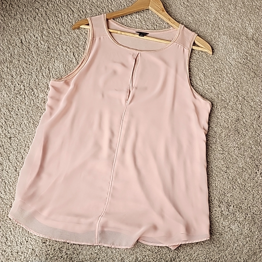 Ann Taylor Sleeveless Peach/Blush Blouse size M
